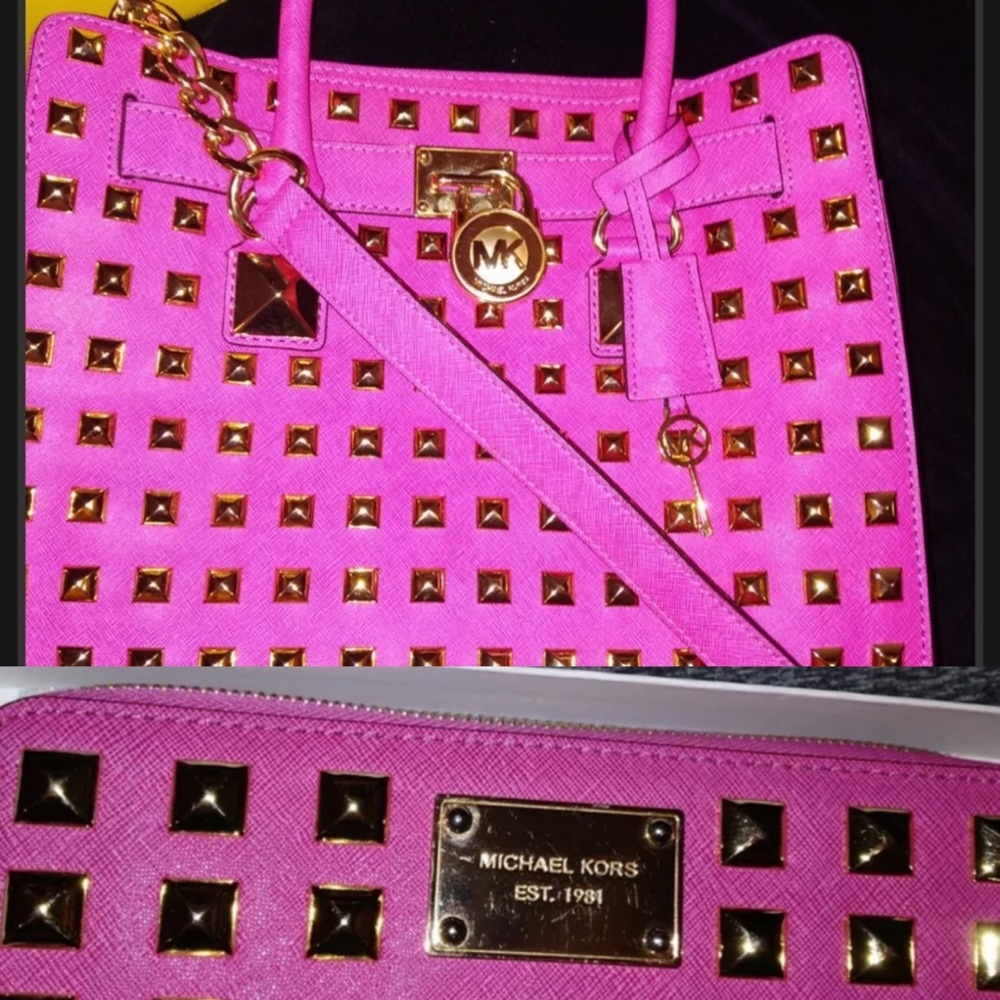 Michael Kors Pyramid Bag PINK with matching wallet